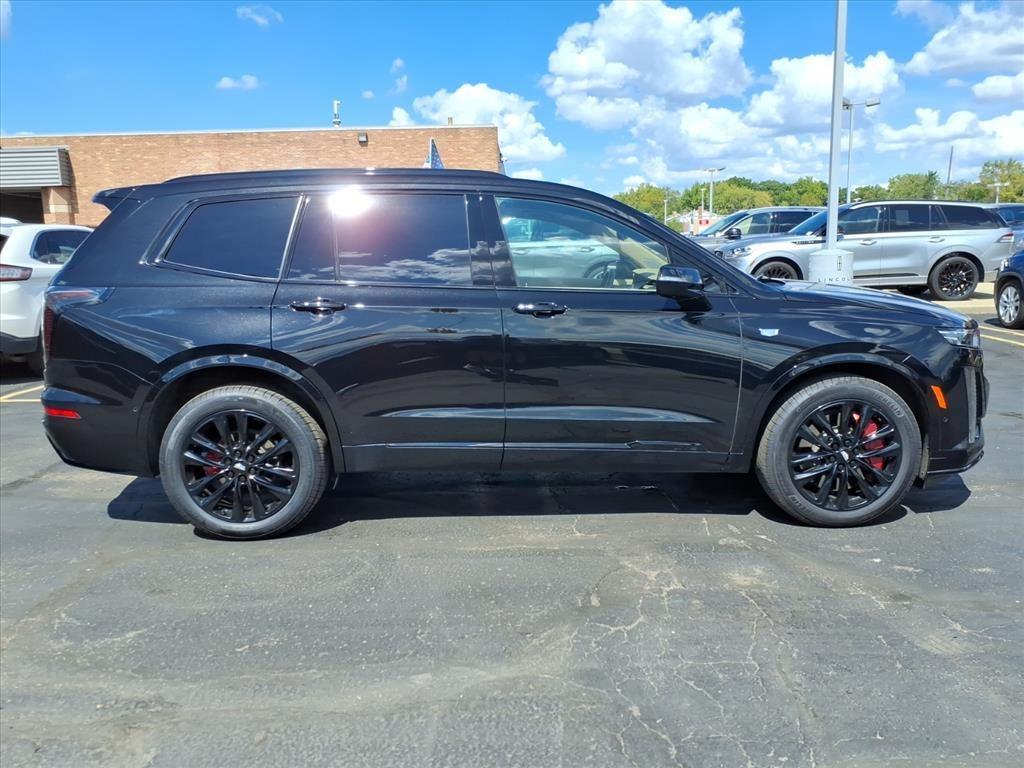 used 2024 Cadillac XT6 car, priced at $46,195