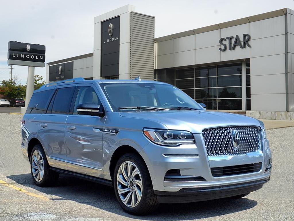 used 2022 Lincoln Navigator car, priced at $54,995