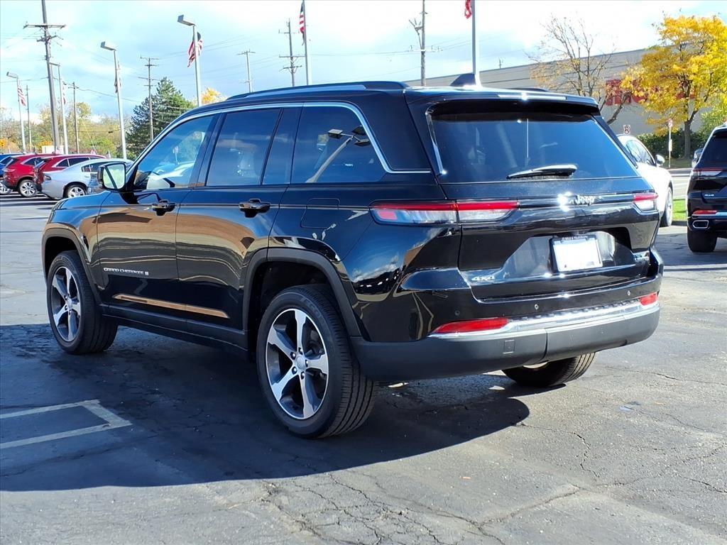 used 2023 Jeep Grand Cherokee car, priced at $34,995