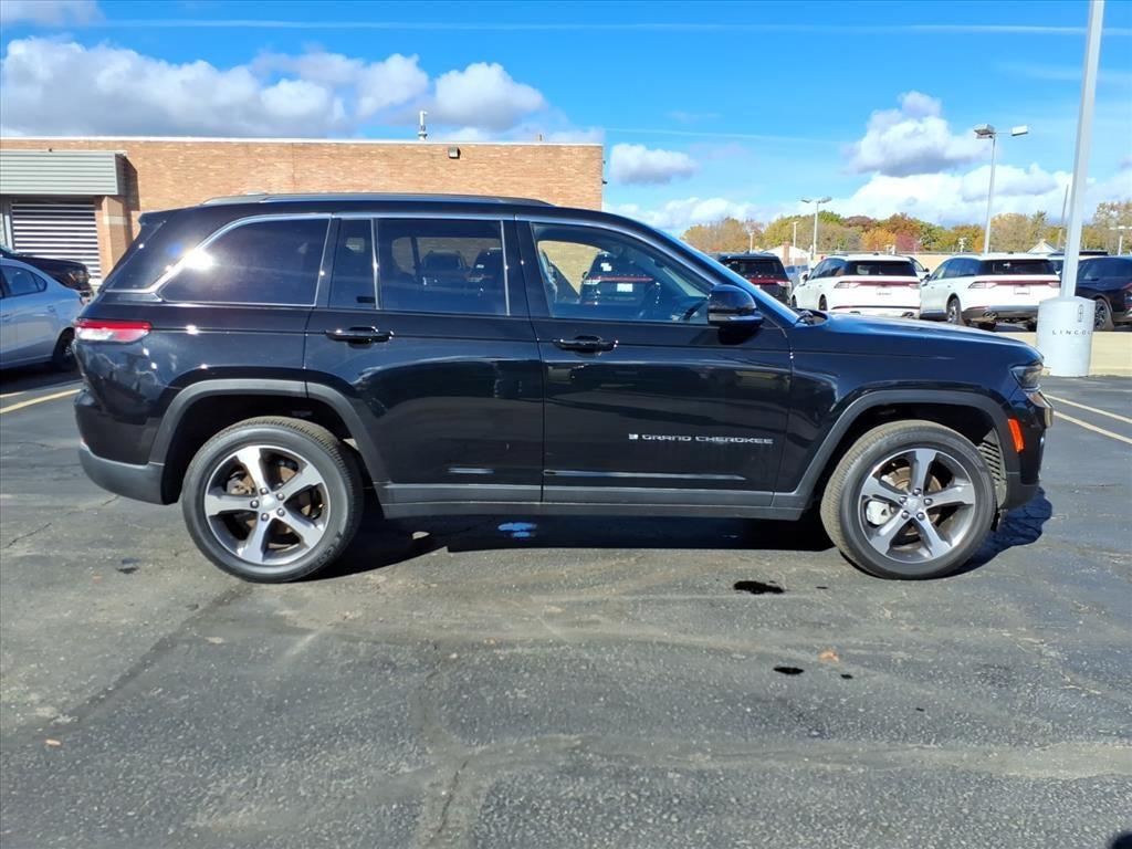used 2023 Jeep Grand Cherokee car, priced at $34,995