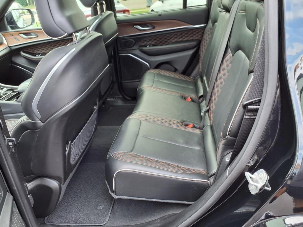 used 2023 Jeep Grand Cherokee car, priced at $40,995