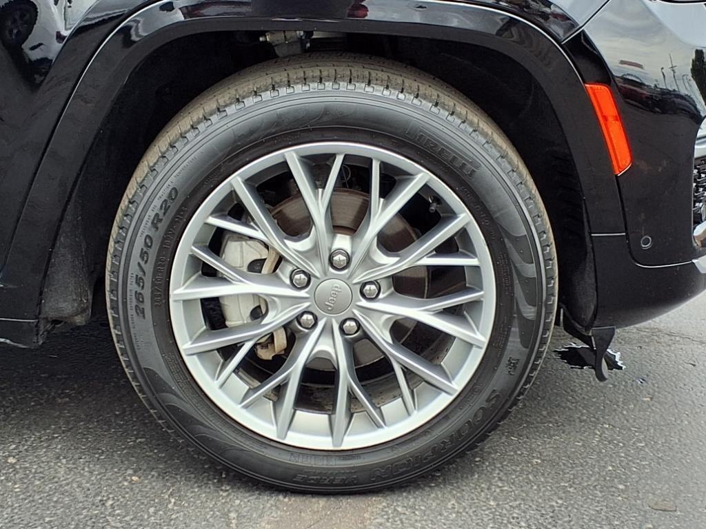 used 2023 Jeep Grand Cherokee car, priced at $40,995