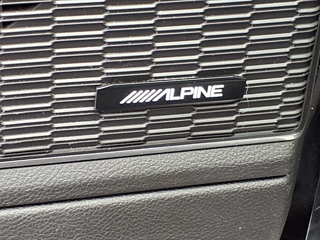 used 2023 Jeep Grand Cherokee car, priced at $40,995