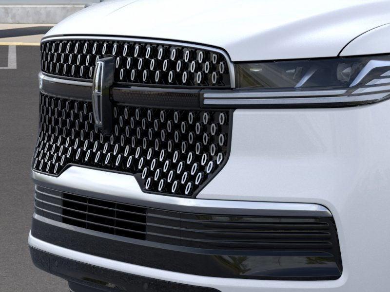 new 2025 Lincoln Navigator car, priced at $94,721
