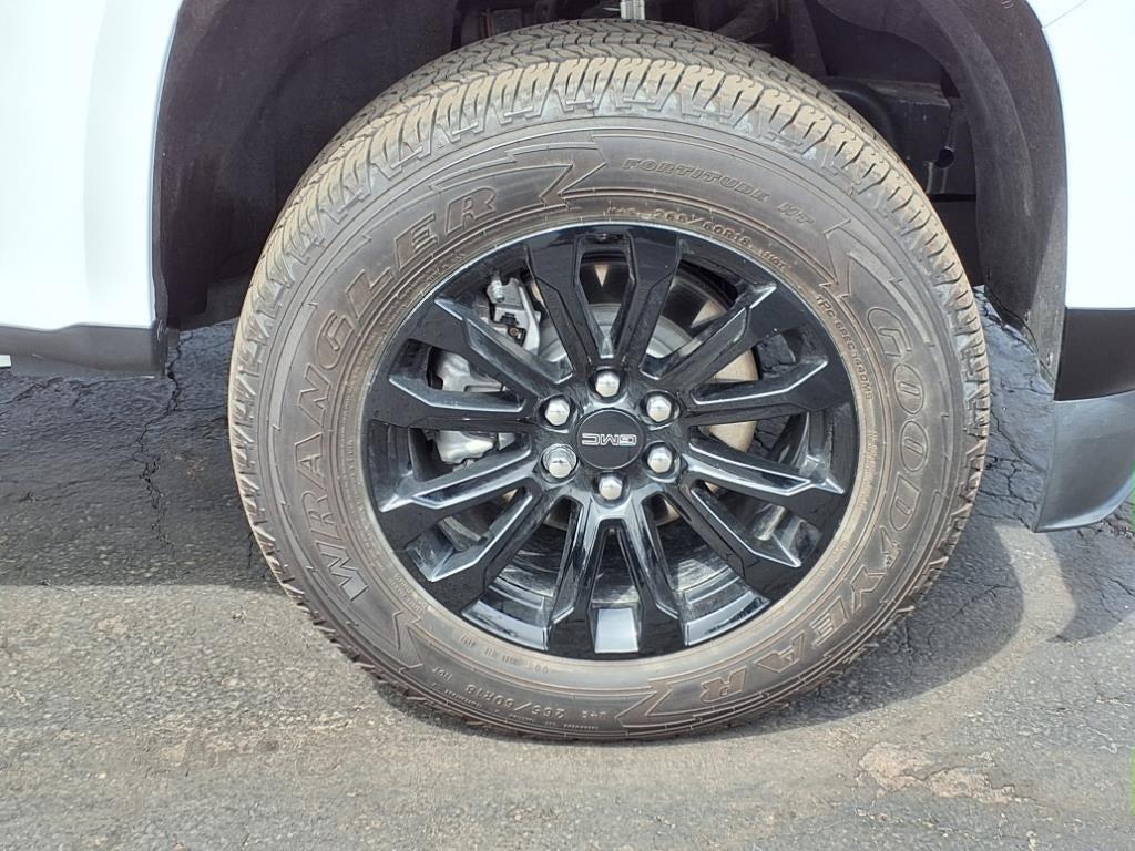 used 2022 GMC Canyon car, priced at $26,495