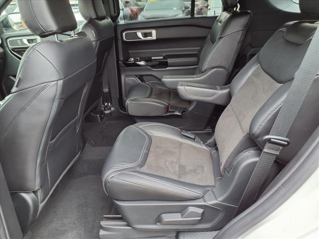 used 2022 Ford Explorer car, priced at $33,726