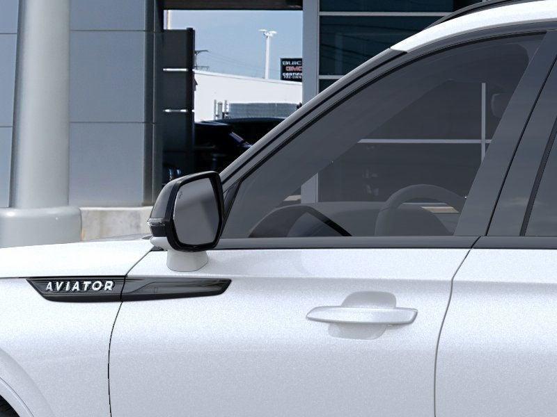 new 2025 Lincoln Aviator car, priced at $68,126