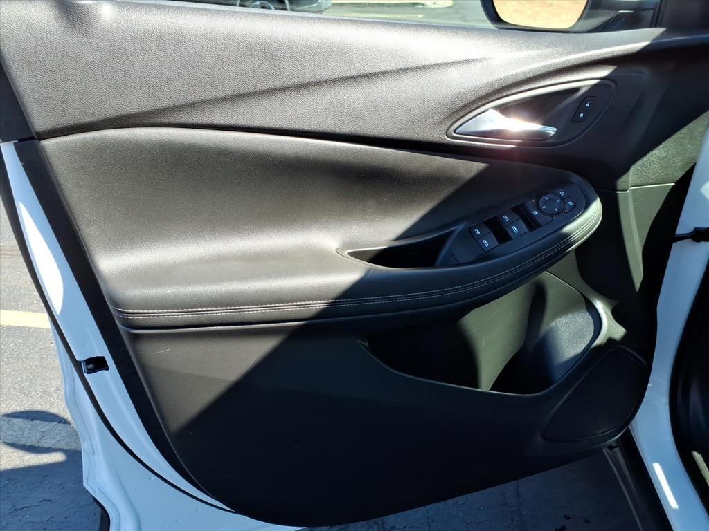 used 2025 Buick Encore GX car, priced at $19,700