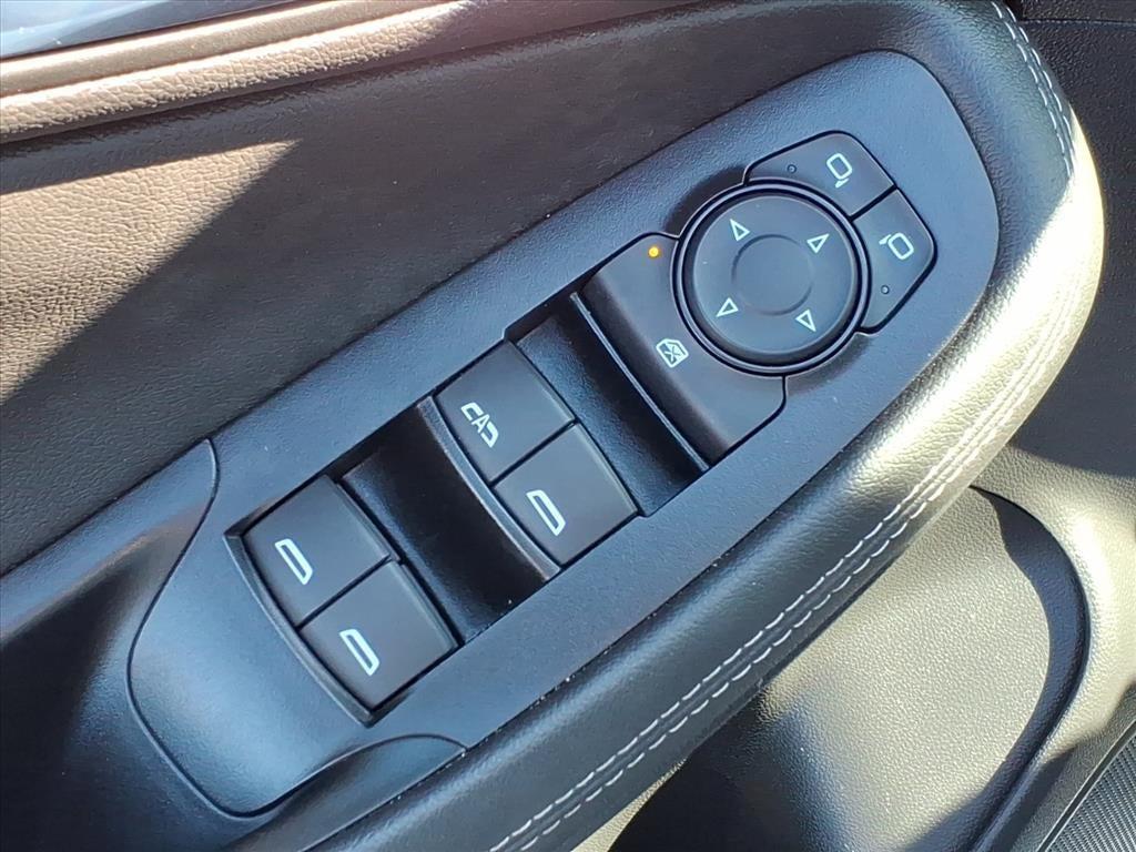 used 2025 Buick Encore GX car, priced at $19,700