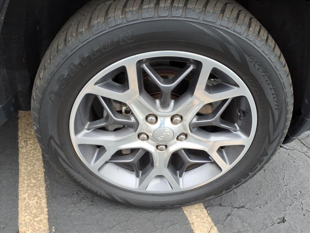 used 2020 Jeep Grand Cherokee car, priced at $23,995