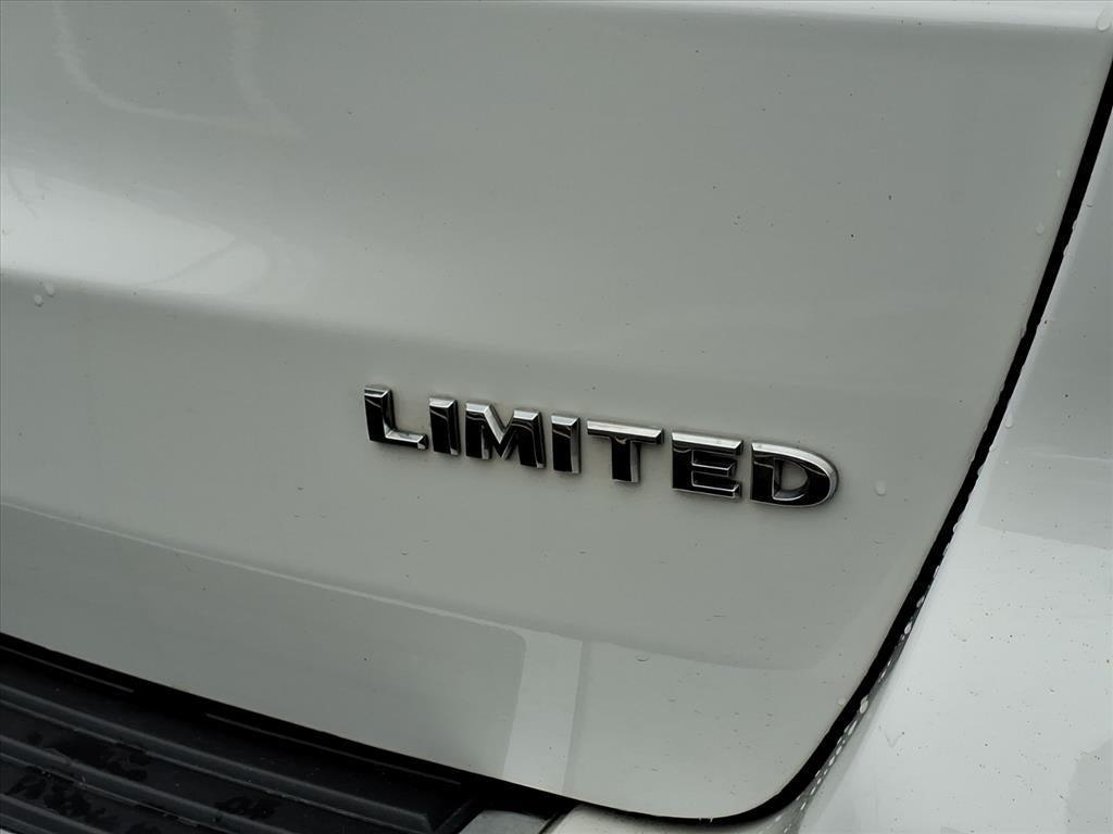 used 2020 Jeep Grand Cherokee car, priced at $23,995
