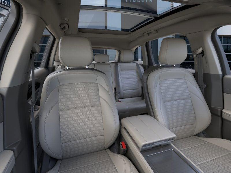 new 2025 Lincoln Nautilus car, priced at $65,121