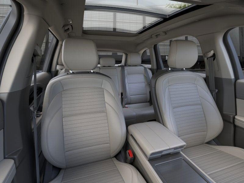 new 2025 Lincoln Nautilus car, priced at $60,721