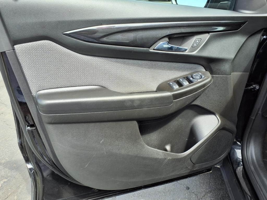 used 2025 Chevrolet TrailBlazer car, priced at $29,956