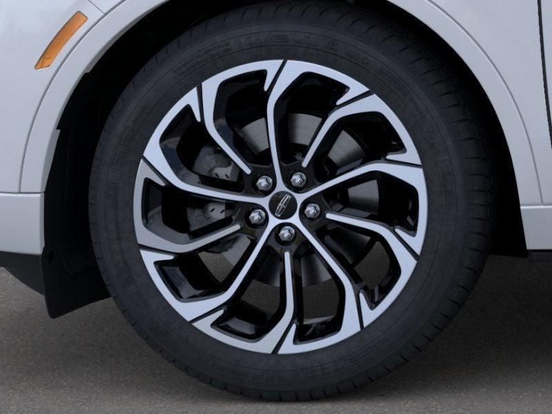 new 2025 Lincoln Nautilus car, priced at $63,923