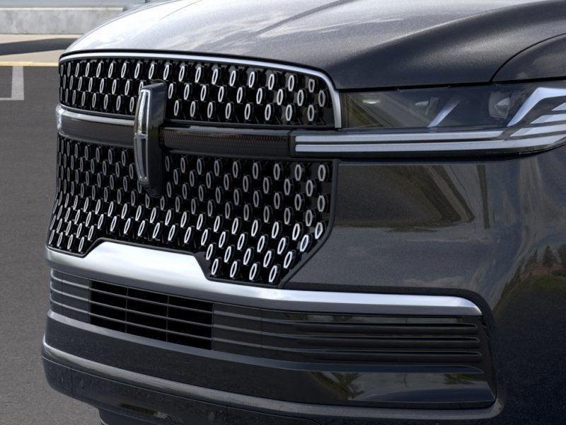 new 2025 Lincoln Navigator car, priced at $93,663