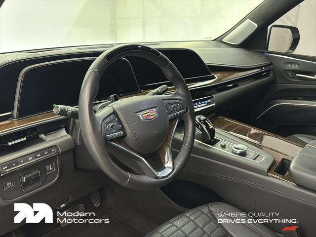 used 2023 Cadillac Escalade ESV car, priced at $78,999