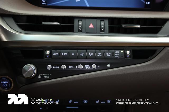 used 2021 Lexus ES 300h car, priced at $34,999