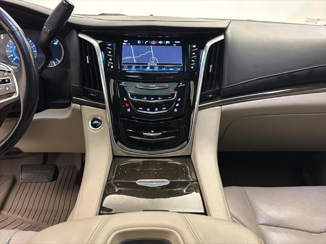 used 2020 Cadillac Escalade ESV car, priced at $34,999