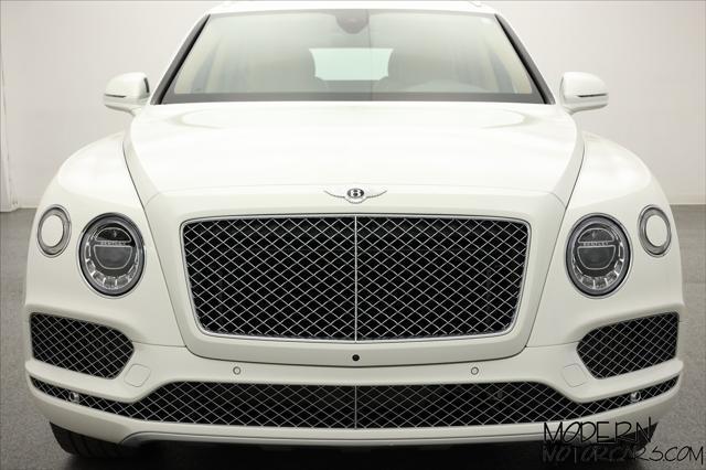 used 2020 Bentley Bentayga Hybrid car, priced at $97,999