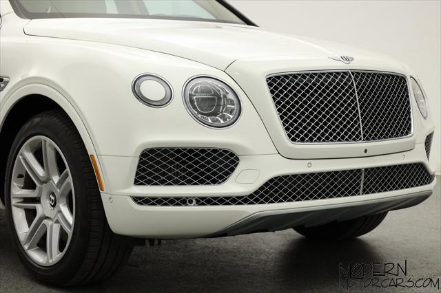 used 2020 Bentley Bentayga Hybrid car, priced at $99,999