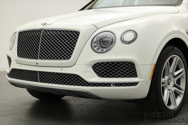 used 2020 Bentley Bentayga Hybrid car, priced at $99,999