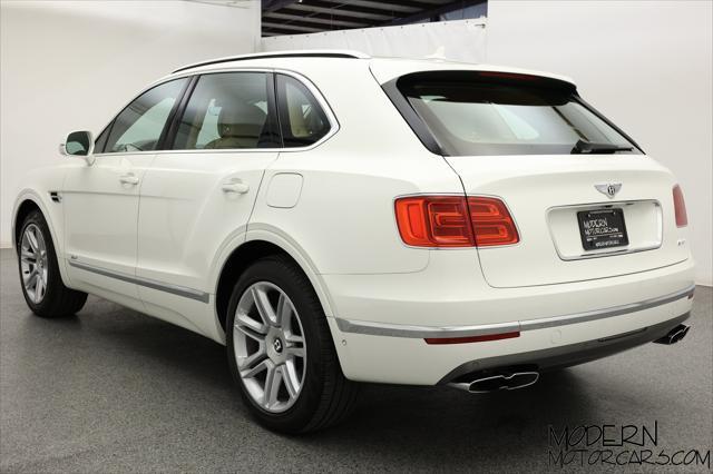 used 2020 Bentley Bentayga Hybrid car, priced at $99,999