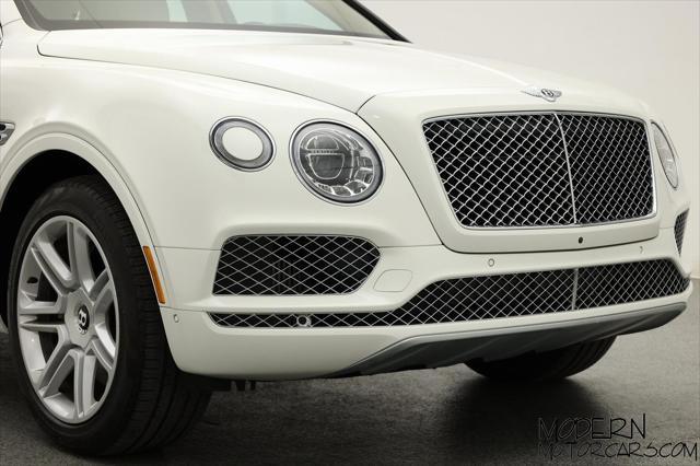 used 2020 Bentley Bentayga Hybrid car, priced at $97,999