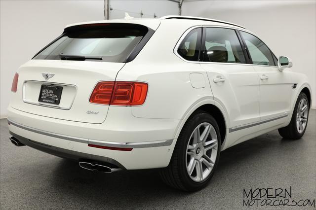 used 2020 Bentley Bentayga Hybrid car, priced at $97,999