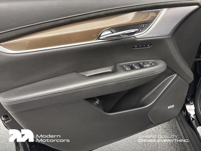 used 2020 Cadillac XT6 car, priced at $37,999