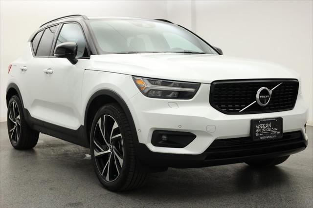 used 2020 Volvo XC40 car, priced at $25,999