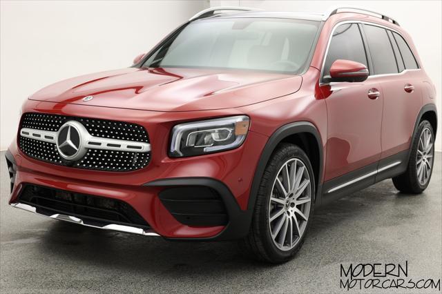 used 2021 Mercedes-Benz GLB 250 car, priced at $33,999