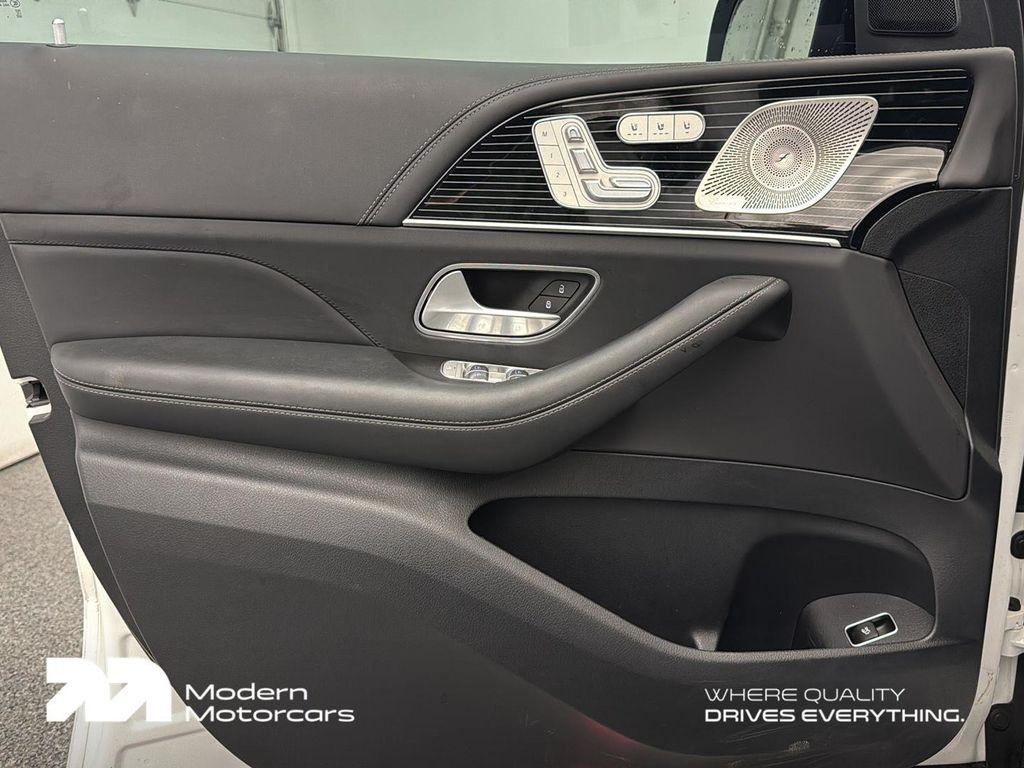 used 2025 Mercedes-Benz AMG GLE 63 car, priced at $122,999