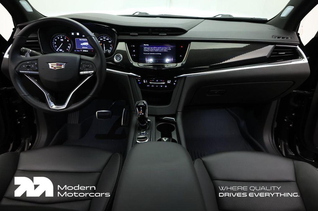 used 2023 Cadillac XT6 car, priced at $44,999