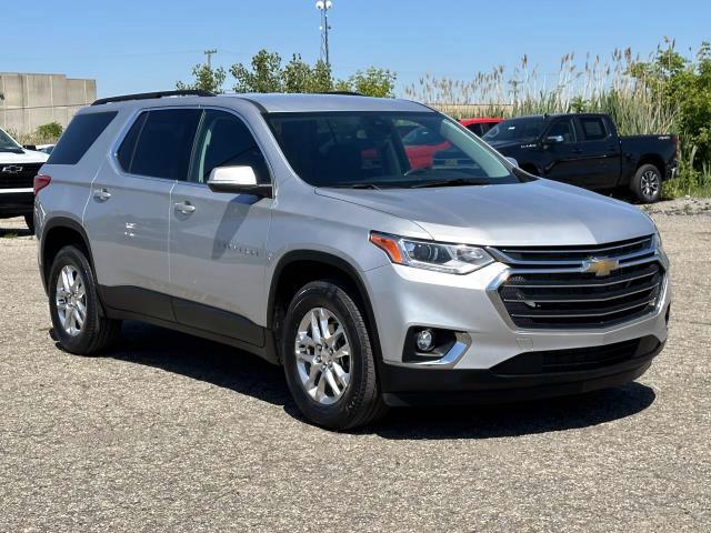 used 2021 Chevrolet Traverse car, priced at $28,888