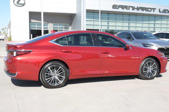 new 2025 Lexus ES 300h car, priced at $50,489