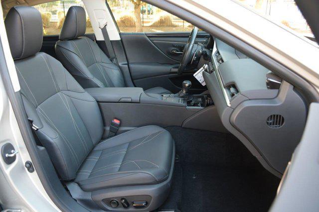 used 2021 Lexus ES 350 car, priced at $36,900