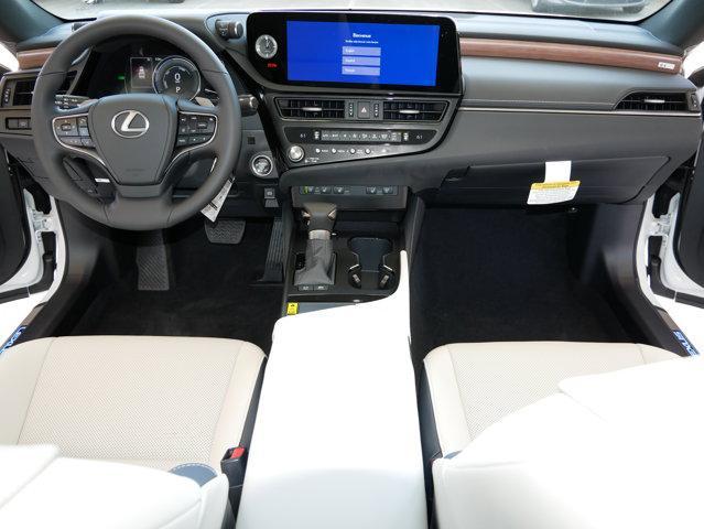 new 2025 Lexus ES 300h car, priced at $51,678