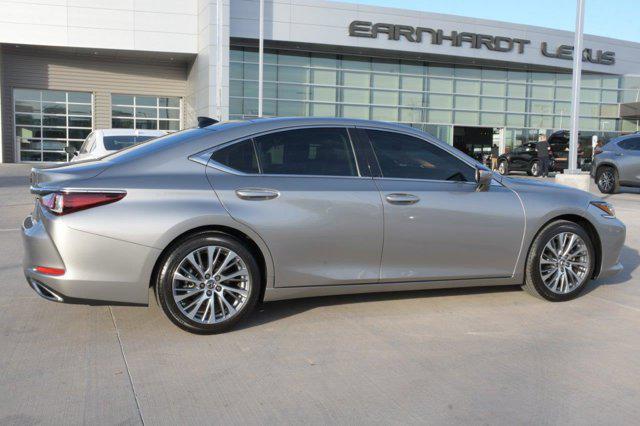 used 2020 Lexus ES 350 car, priced at $32,900