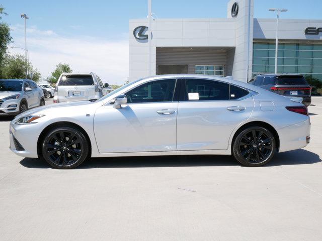 new 2025 Lexus ES 300h car, priced at $51,743