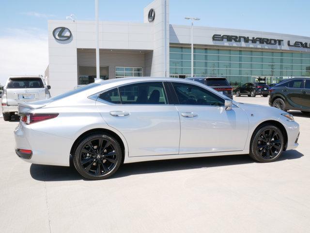 new 2025 Lexus ES 300h car, priced at $51,743
