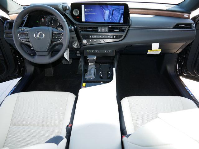 new 2025 Lexus ES 300h car, priced at $51,588