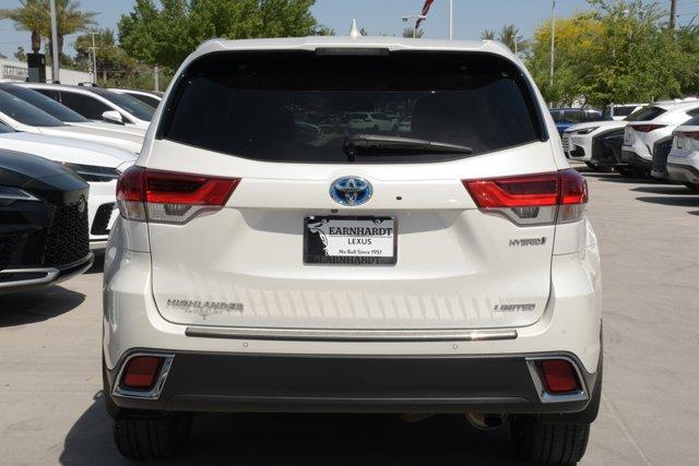 used 2017 Toyota Highlander Hybrid car, priced at $29,900