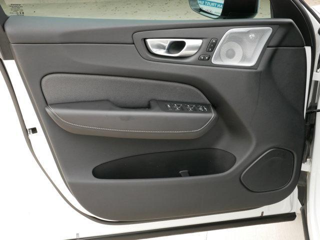 used 2021 Volvo XC60 Recharge Plug-In Hybrid car, priced at $33,900
