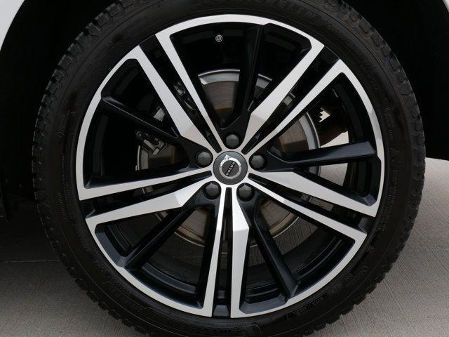 used 2021 Volvo XC60 Recharge Plug-In Hybrid car, priced at $33,900
