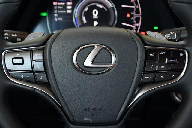 new 2025 Lexus ES 300h car, priced at $51,168