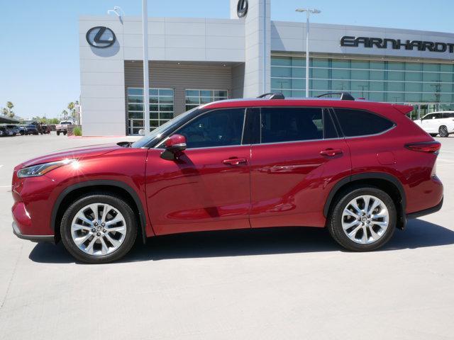 used 2021 Toyota Highlander car, priced at $37,500