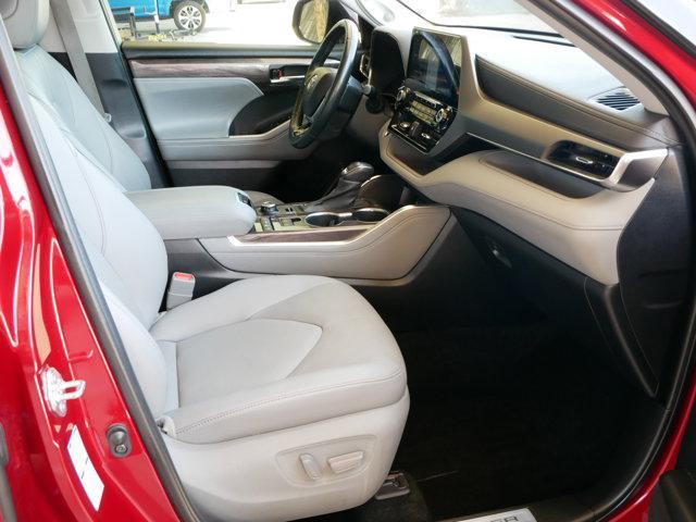used 2021 Toyota Highlander car, priced at $37,500