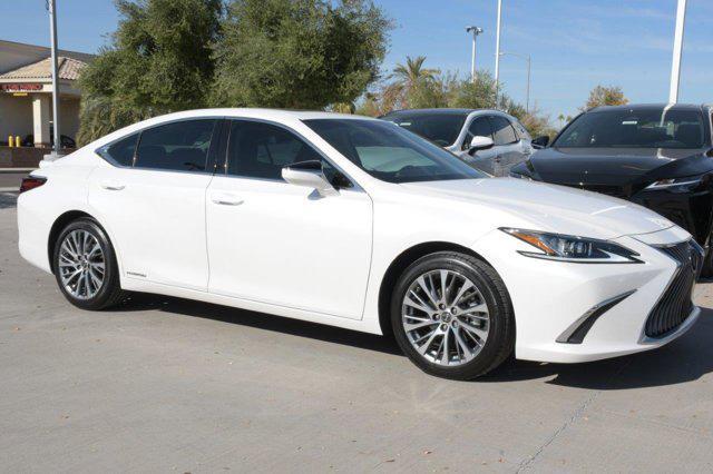 used 2020 Lexus ES 300h car, priced at $33,900