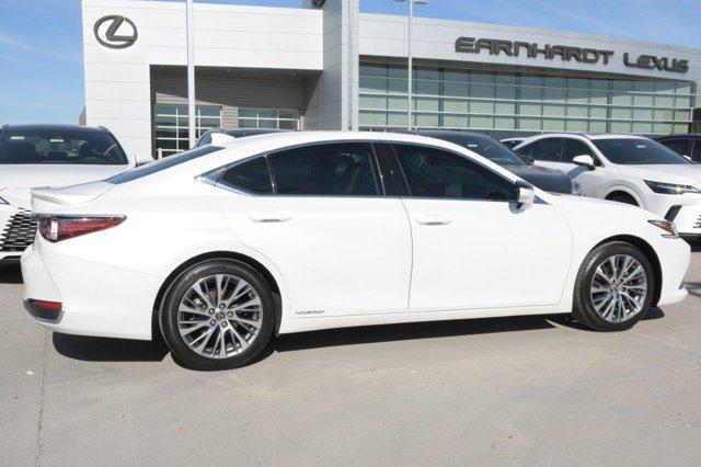 used 2020 Lexus ES 300h car, priced at $33,900